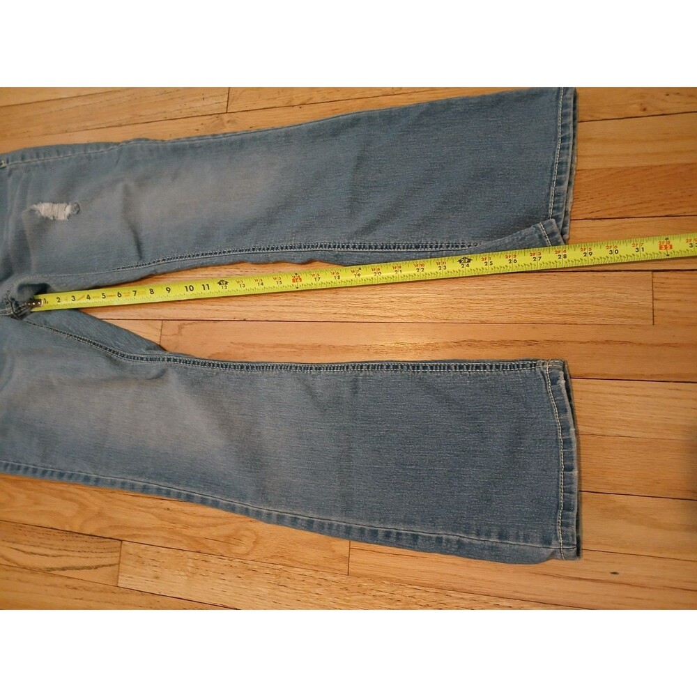 Women's Denim Jeans Button Back Pockets Wide Leg 31 Inch Waist - Picture 6 of 7